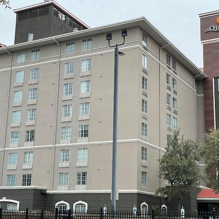מלון La Quinta By Wyndham San Antonio Airport מראה חיצוני תמונה