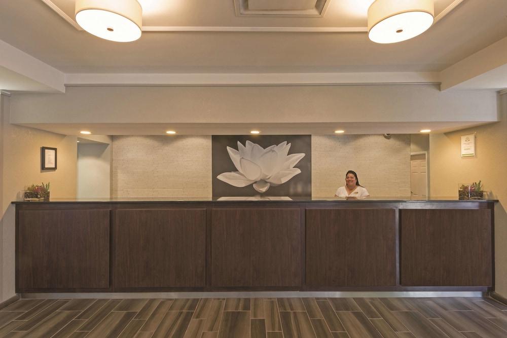 מלון La Quinta By Wyndham San Antonio Airport מראה חיצוני תמונה