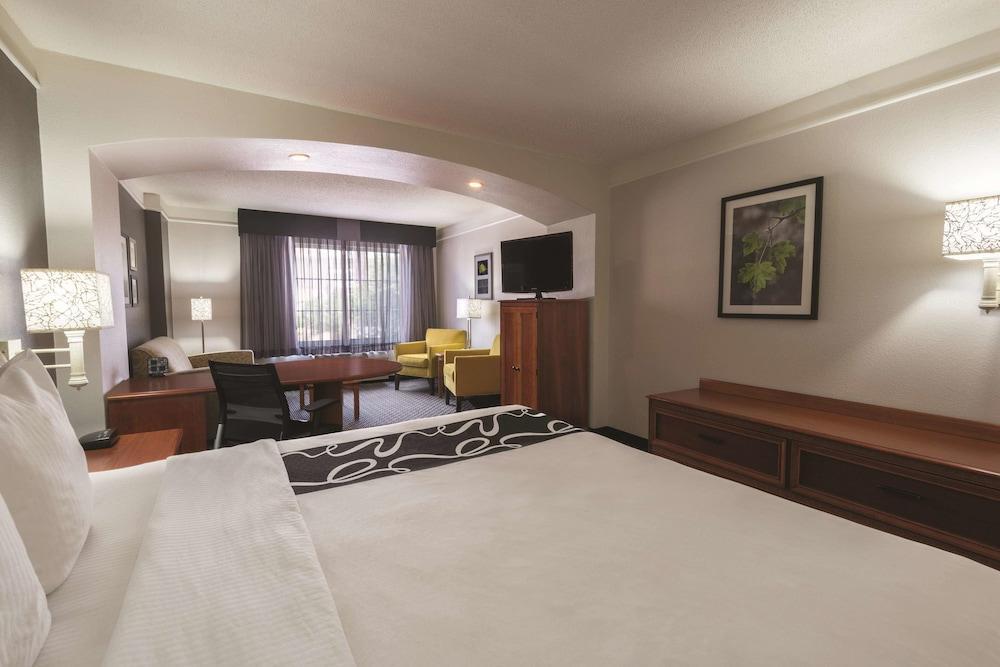 מלון La Quinta By Wyndham San Antonio Airport מראה חיצוני תמונה