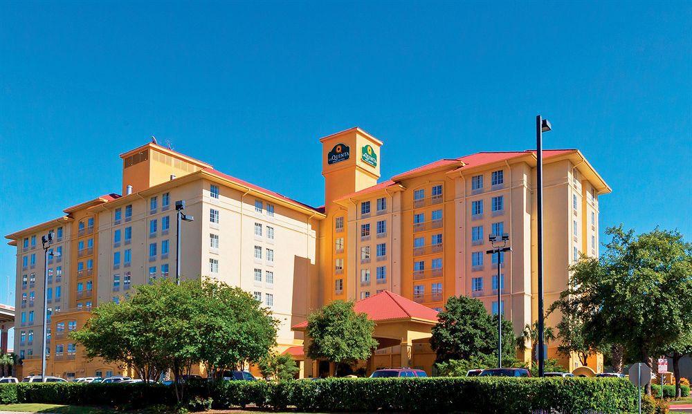 מלון La Quinta By Wyndham San Antonio Airport מראה חיצוני תמונה