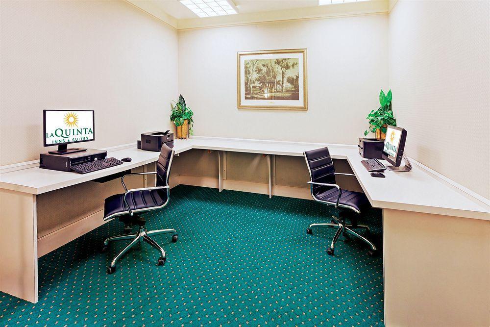 מלון La Quinta By Wyndham San Antonio Airport מראה חיצוני תמונה