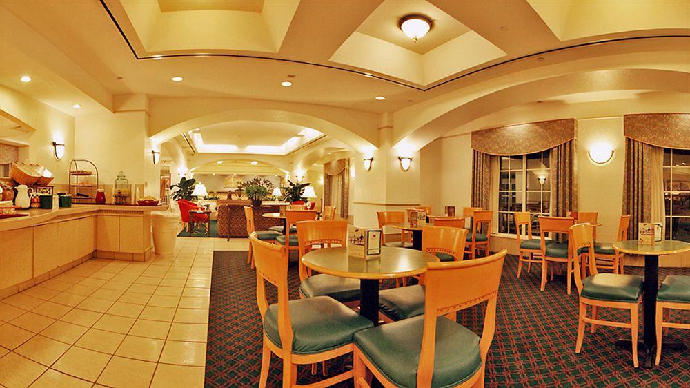מלון La Quinta By Wyndham San Antonio Airport מראה חיצוני תמונה