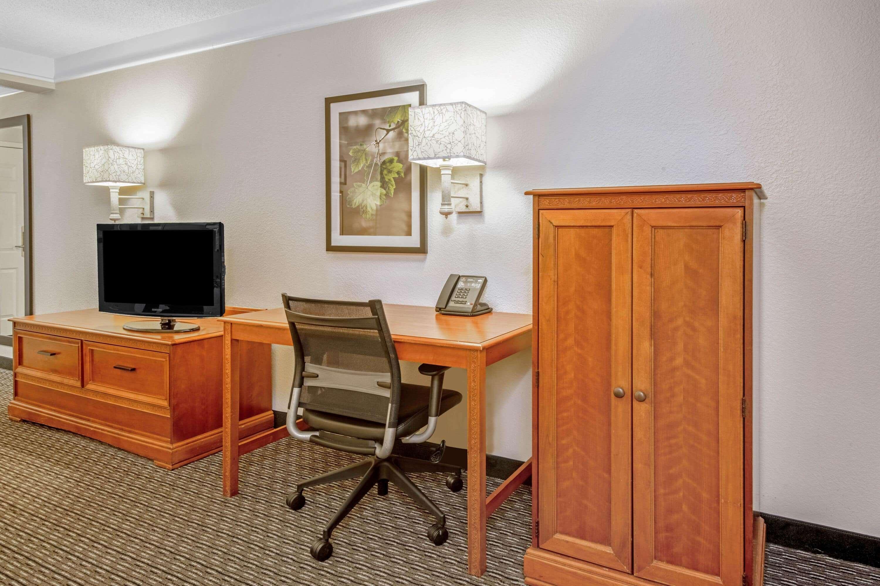 מלון La Quinta By Wyndham San Antonio Airport מראה חיצוני תמונה