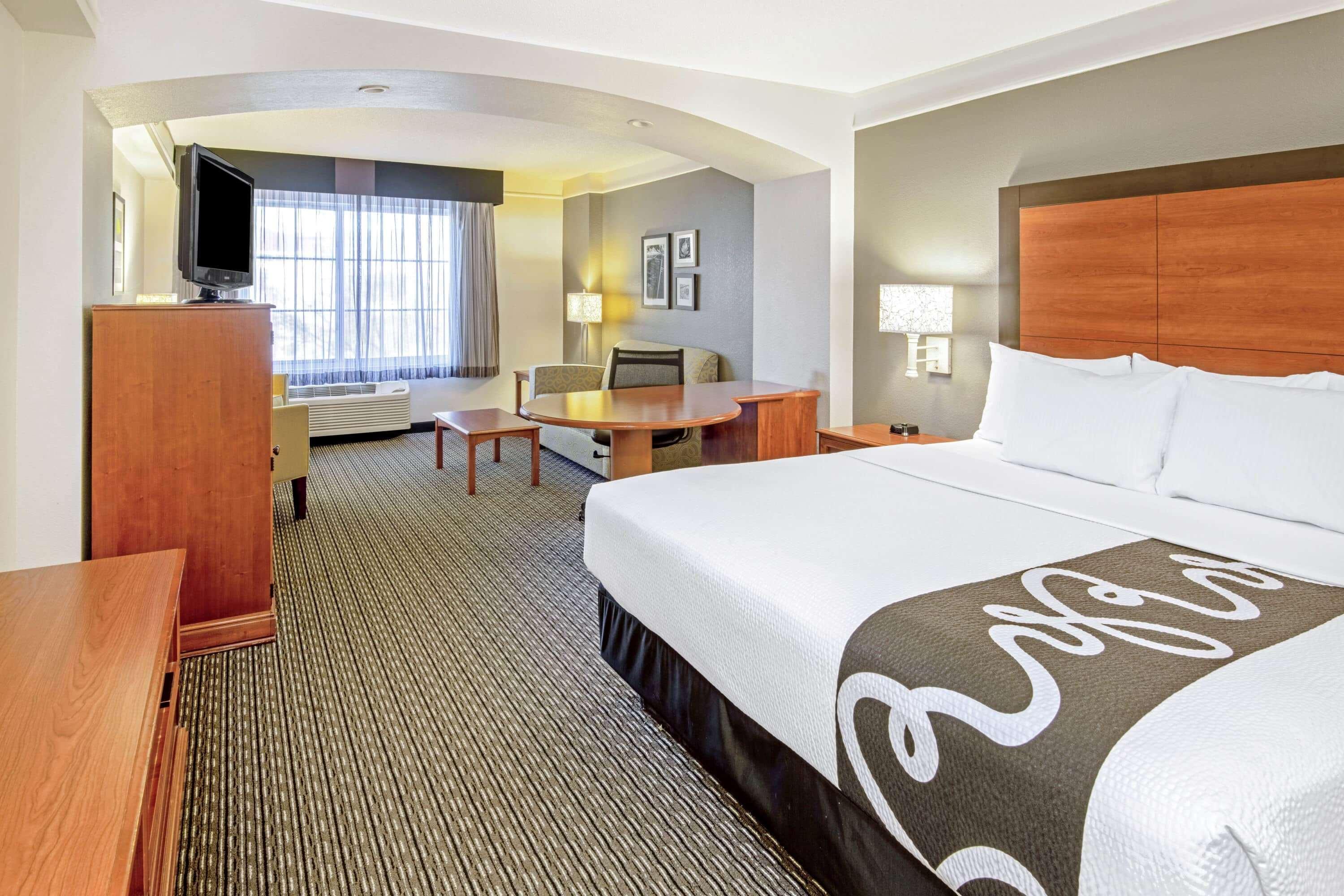 מלון La Quinta By Wyndham San Antonio Airport מראה חיצוני תמונה