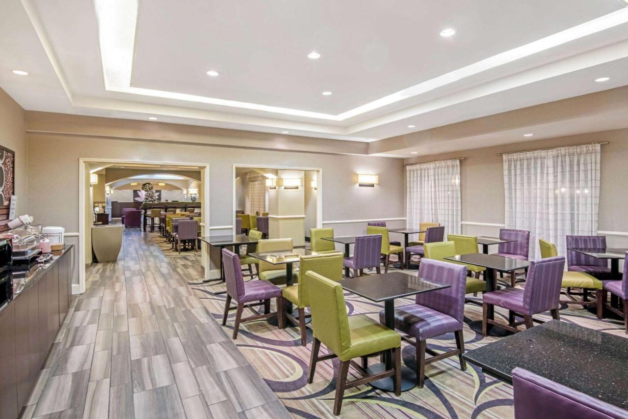 מלון La Quinta By Wyndham San Antonio Airport מראה חיצוני תמונה