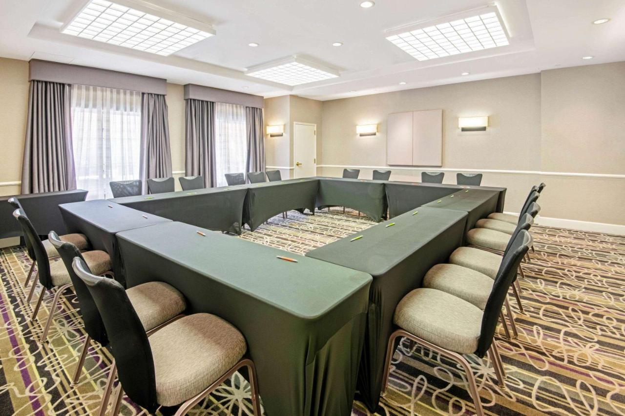 מלון La Quinta By Wyndham San Antonio Airport מראה חיצוני תמונה