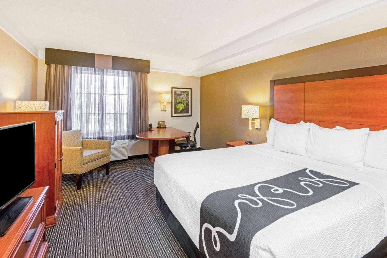 מלון La Quinta By Wyndham San Antonio Airport מראה חיצוני תמונה
