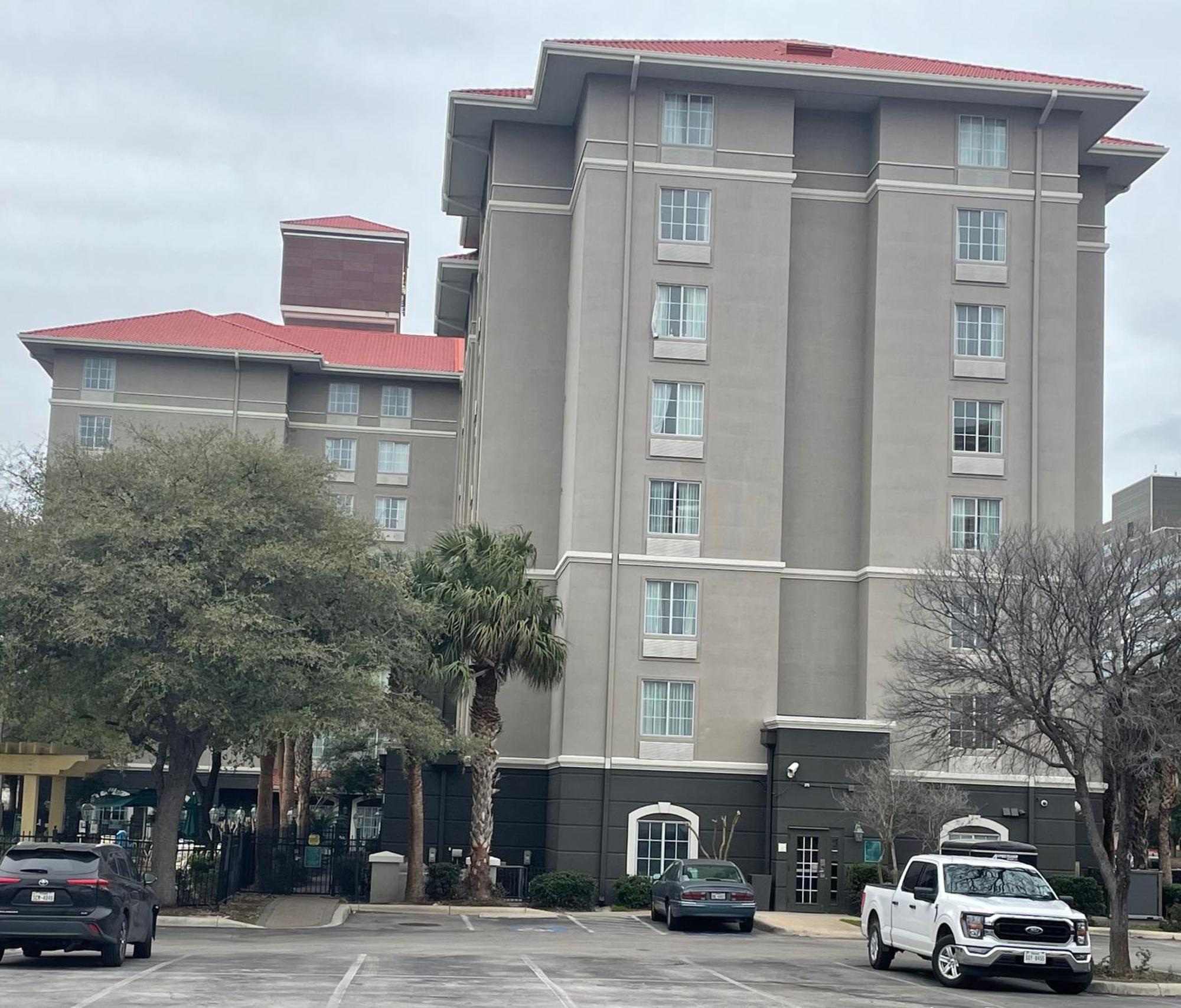 מלון La Quinta By Wyndham San Antonio Airport מראה חיצוני תמונה