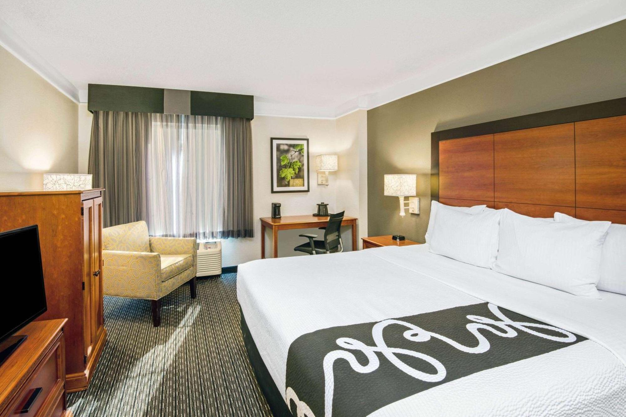 מלון La Quinta By Wyndham San Antonio Airport מראה חיצוני תמונה